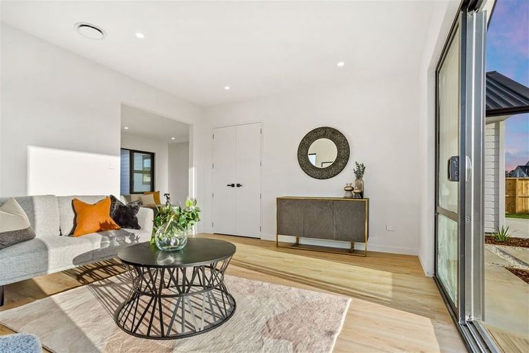 Photo of property in 3 Cutfield Lane, Kumeu, 0810