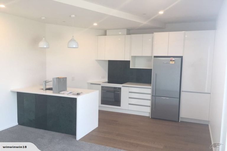 Photo of property in 1014 Great North Road, Point Chevalier, Auckland, 1022