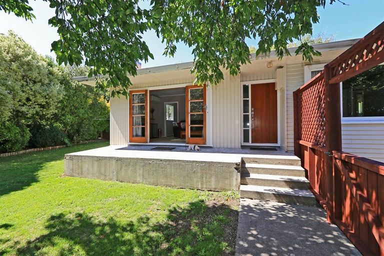 Photo of property in 9 O'connell Place, Havelock North, 4130
