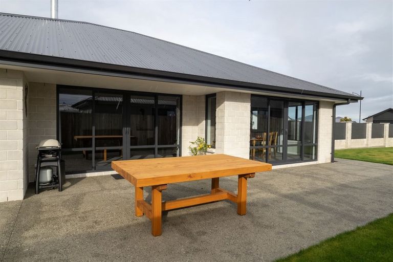 Photo of property in 20 Whiteoak Grove, Tinwald, Ashburton, 7700