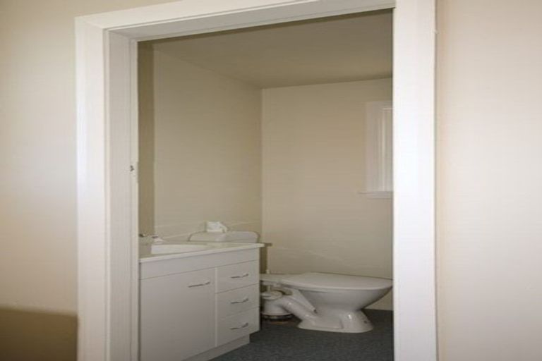 Photo of property in 17 Auburn Avenue, Upper Riccarton, Christchurch, 8041