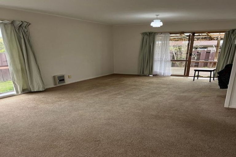 Photo of property in 39a Butley Drive, Farm Cove, Auckland, 2012