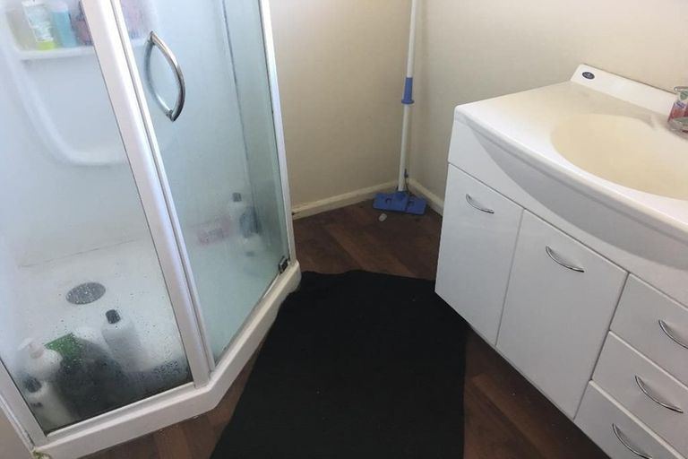 Photo of property in 2/111 Waimairi Road, Ilam, Christchurch, 8041