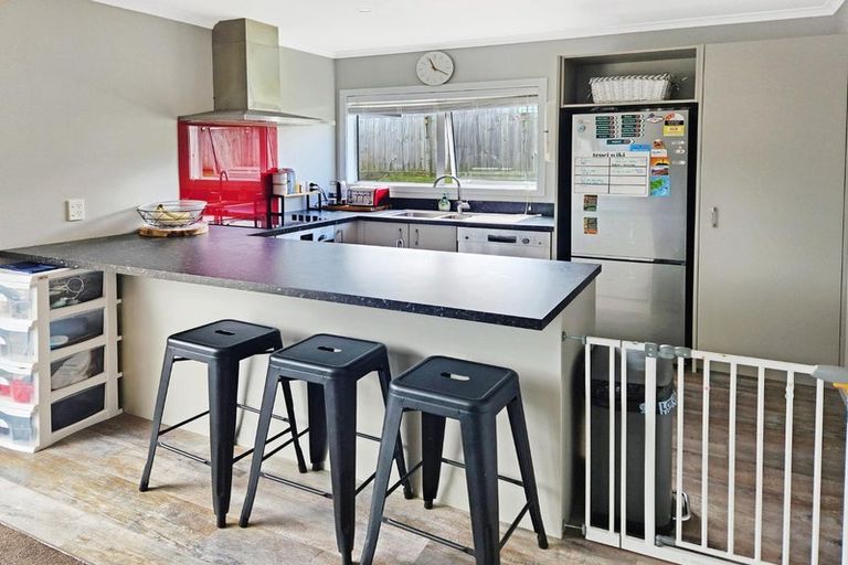 Photo of property in 94 Moohan Street, Wainuiomata, Lower Hutt, 5014