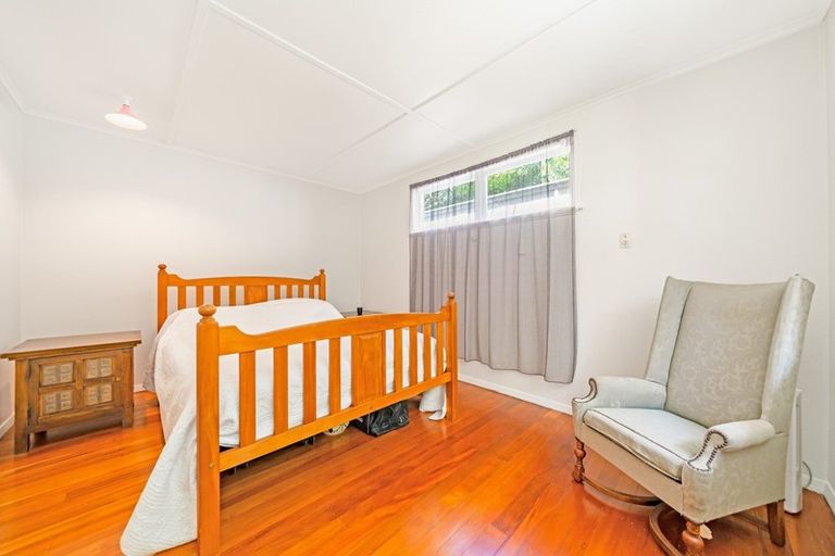 Photo of property in 11 Terminus Street, Silverstream, Upper Hutt, 5019