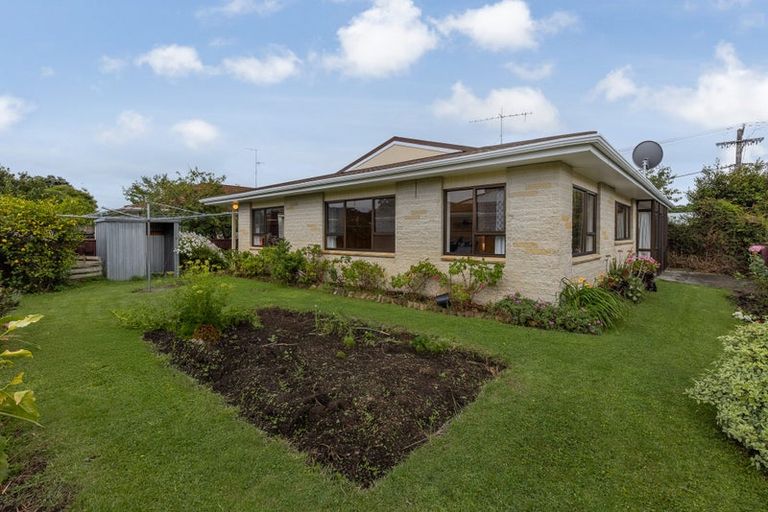 Photo of property in 8a Warrimoo Street, Paraparaumu, 5032