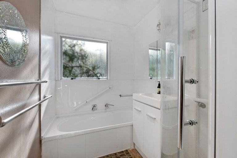 Photo of property in 115 Tuhikaramea Road, Dinsdale, Hamilton, 3204