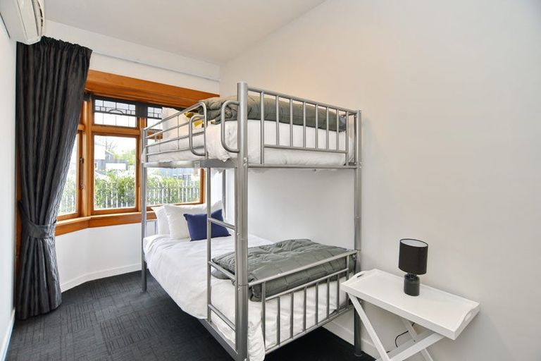 Photo of property in 4 Whitmore Street, Edgeware, Christchurch, 8013