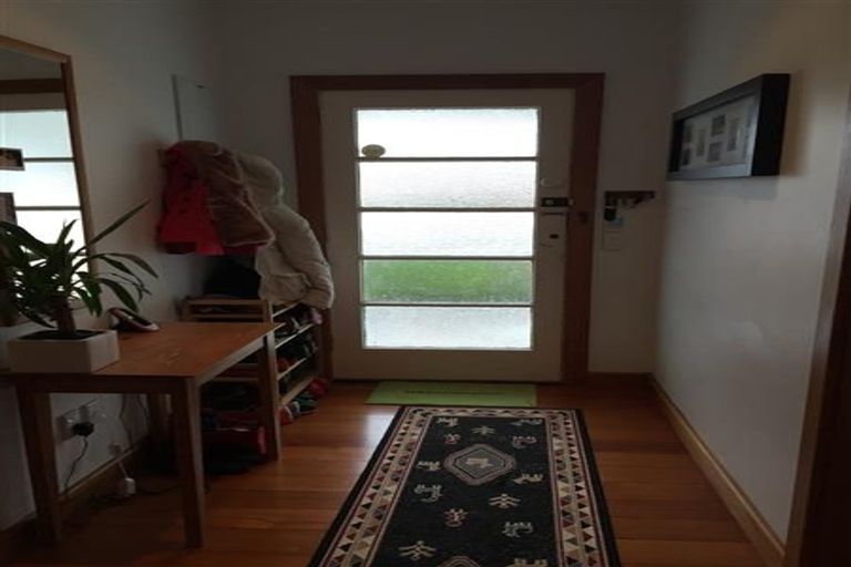 Photo of property in 6 Hathaway Avenue, Karori, Wellington, 6012