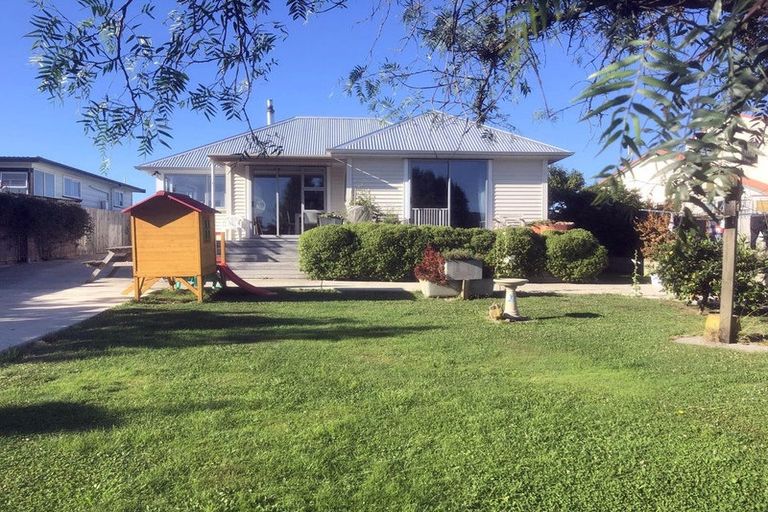 Photo of property in 4 Savage Crescent, Waipukurau, 4200