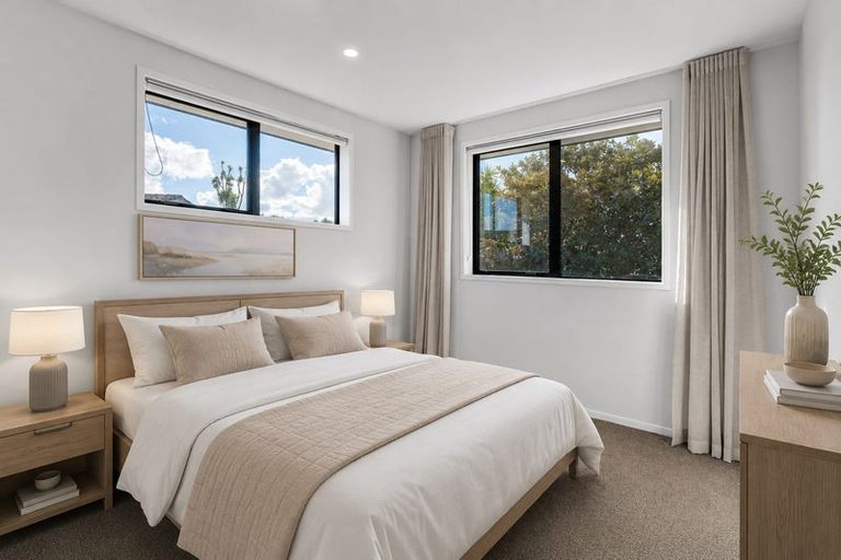 Photo of property in 12a Rene Place, Sunnyhills, Auckland, 2010