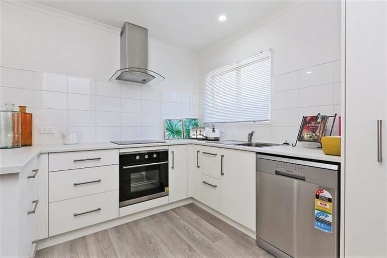 Photo of property in 4/508 Avenue Road East, Hastings, 4122