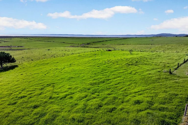 Photo of property in 259 Mairetahi Road, South Head, Helensville, 0874