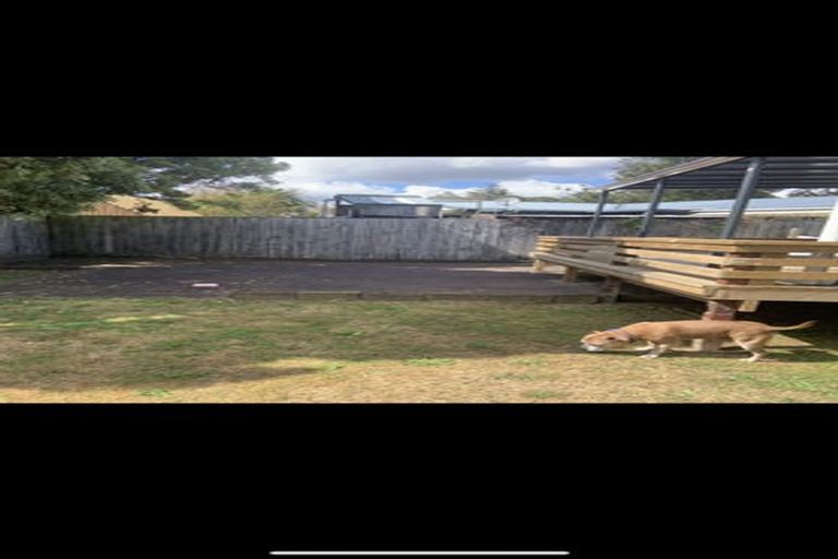 Photo of property in 1/15 Gloaming Place, Conifer Grove, Takanini, 2112