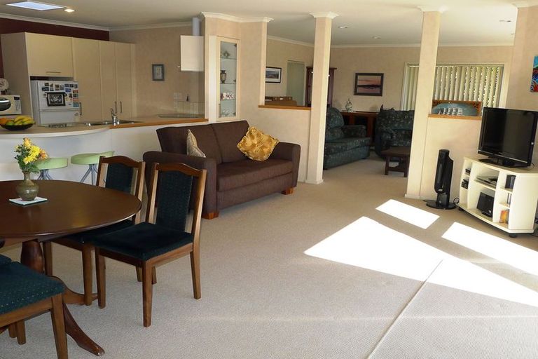 Photo of property in 110 Bethlehem Road, Bethlehem, Tauranga, 3110