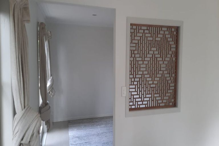 Photo of property in 325 Titirangi Road, Titirangi, Auckland, 0604