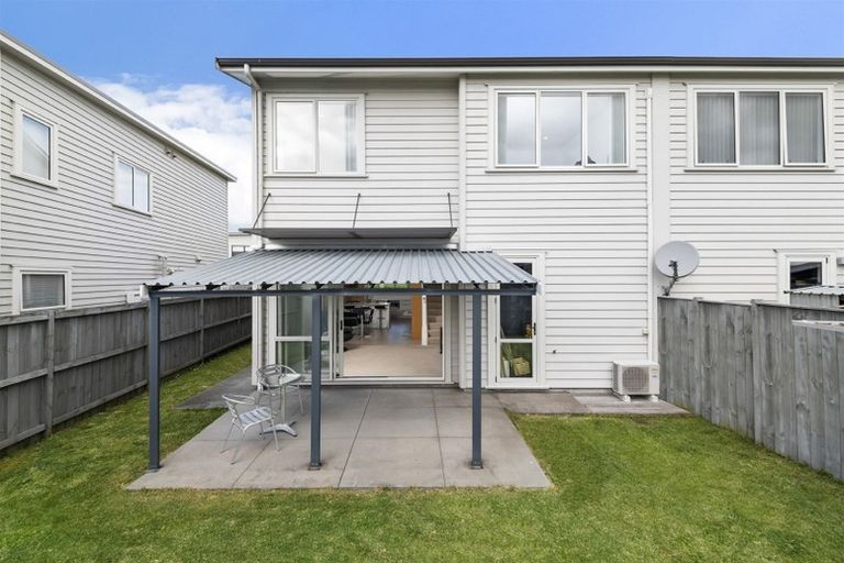 Photo of property in 37 Whenuapai Drive, Whenuapai, Auckland, 0618