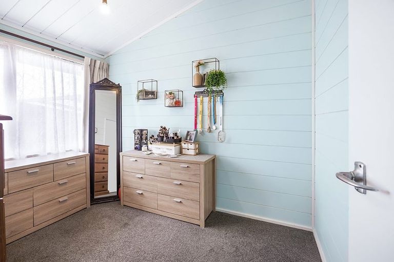 Photo of property in 25a Pohutukawa Drive, Pukete, Hamilton, 3200