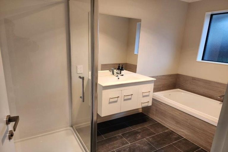 Photo of property in 2 Tara Crescent, Woodend, 7610