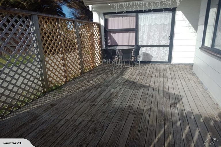 Photo of property in 5 Southview Place, Wattle Downs, Auckland, 2102