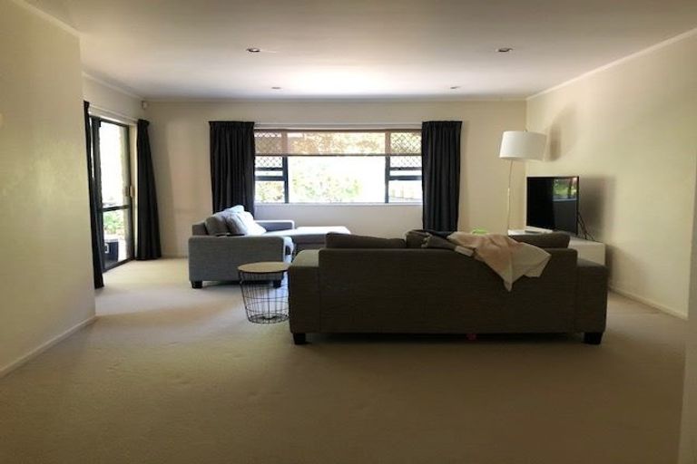 Photo of property in 14 Rosemary Avenue, Forrest Hill, Auckland, 0620