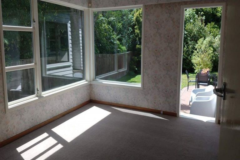 Photo of property in 3 Aylesbury Way, Karori, Wellington, 6012