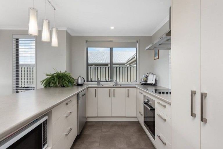 Photo of property in 5 Shannon Lane, Pyes Pa, Tauranga, 3112