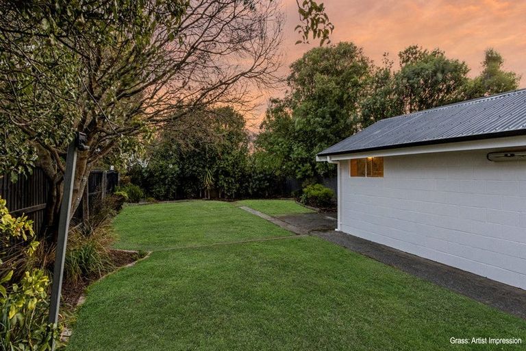 Photo of property in 18 Pinewood Avenue, North New Brighton, Christchurch, 8083