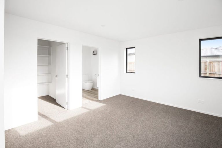 Photo of property in 3 Stackwood Avenue, Woodend, 7610