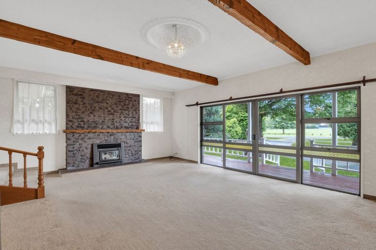 Photo of property in 10 Pollen Street, Woodville, 4920