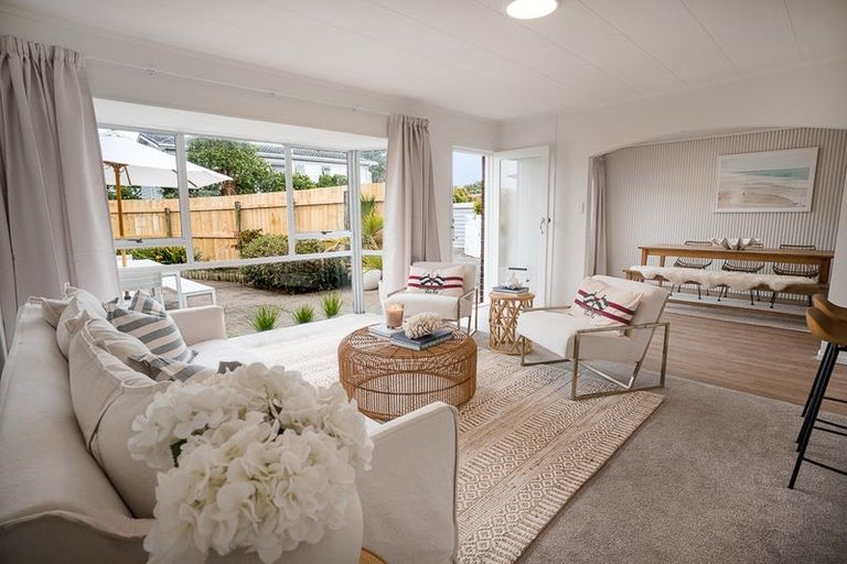 Photo of property in 3/83 Centreway Road, Orewa, 0931