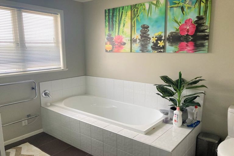 Photo of property in 55 Corrin Street, Melville, Hamilton, 3206