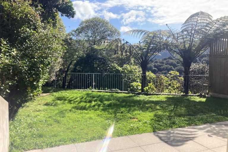 Photo of property in 2b Leslie Street, Wadestown, Wellington, 6012