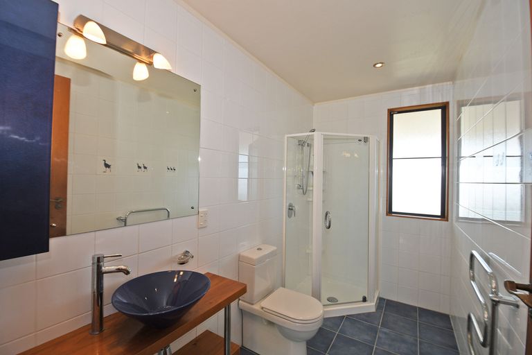 Photo of property in 21 Kauri Drive, Sandspit, Warkworth, 0982