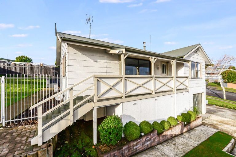 Photo of property in 35 Cullimore Street, Pukete, Hamilton, 3200