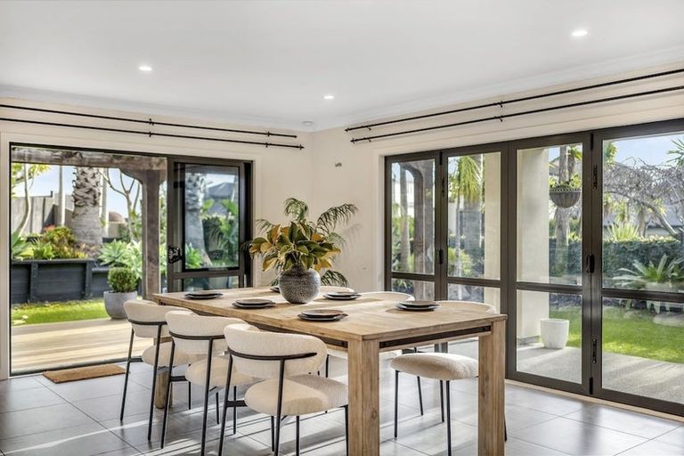 Photo of property in 22 Tui Brae, Beachlands, Auckland, 2018
