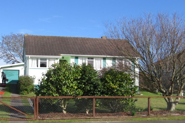 Photo of property in 27 Ashford Avenue, Hokowhitu, Palmerston North, 4410
