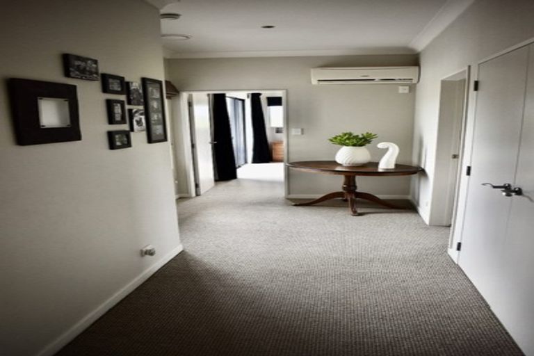 Photo of property in 9 Waitaheke Road, Te Horo, Otaki, 5581