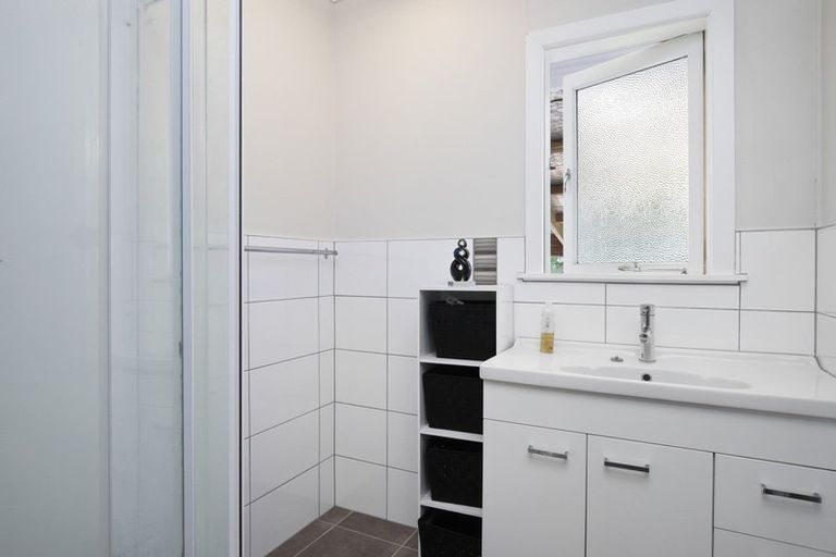 Photo of property in 1/1 Edmund Hillary Avenue, Papakura, 2110