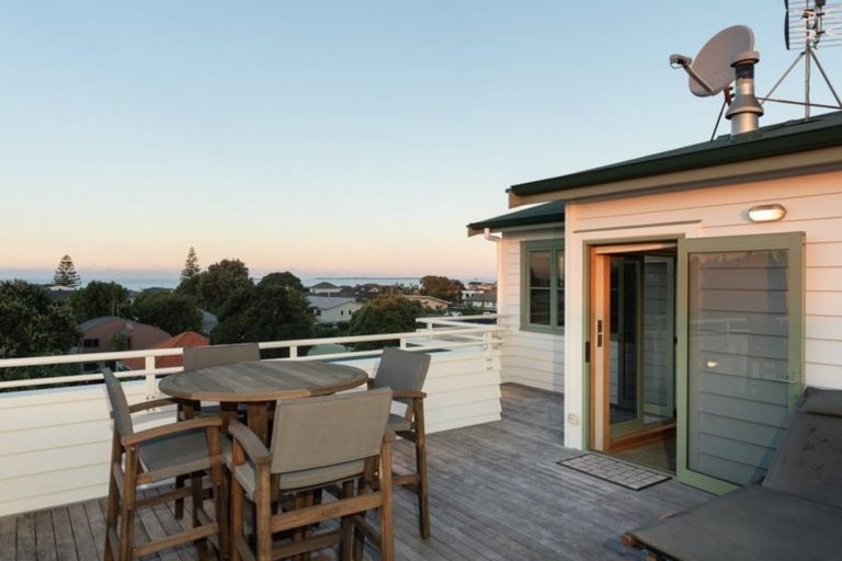 Photo of property in 96 Oceanview Road, Mount Maunganui, 3116