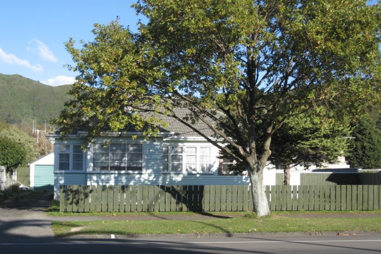 Photo of property in 126 Naenae Road, Naenae, Lower Hutt, 5011
