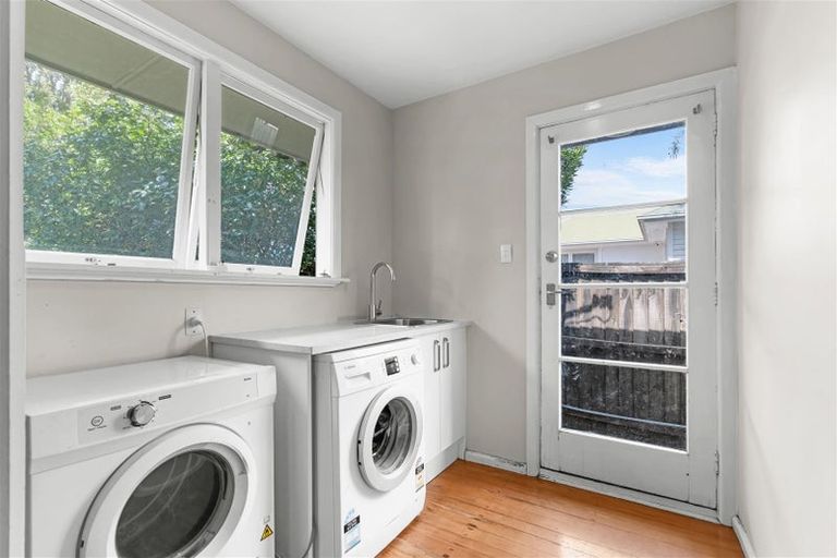 Photo of property in 37 Sparks Road, Hoon Hay, Christchurch, 8025