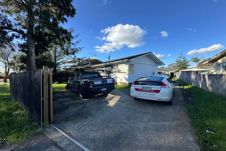 Photo of property in 19 Sandrine Avenue, Clover Park, Auckland, 2019
