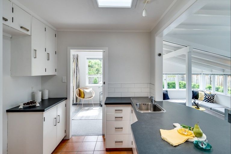 Photo of property in 12 Von Dadelszen Place, Havelock North, 4130