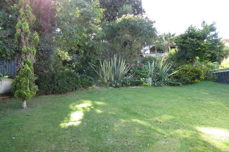 Photo of property in 2 Windsor Rise, Whakatane, 3120
