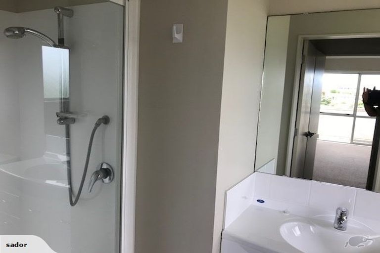 Photo of property in 16b Karaka Street, Otaki Beach, Otaki, 5512