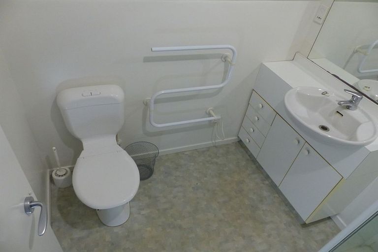 Photo of property in 5/102 Wainui Street, Riccarton, Christchurch, 8041