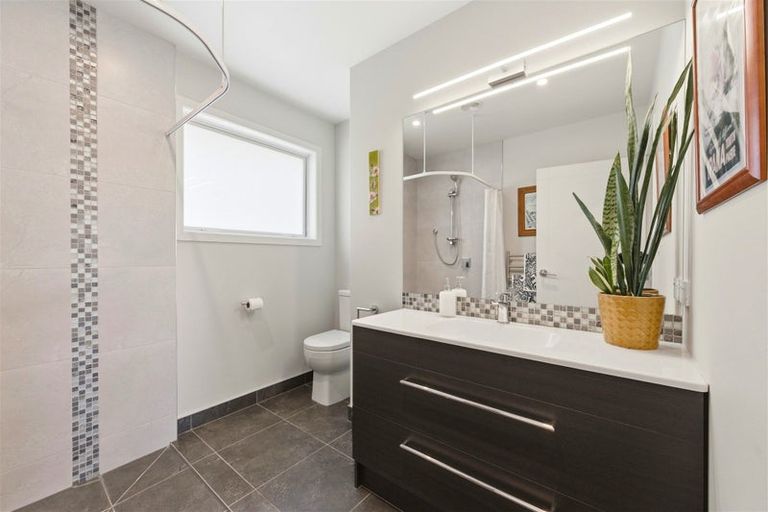 Photo of property in 72 Old Mill Road, Brooklyn, Motueka, 7198