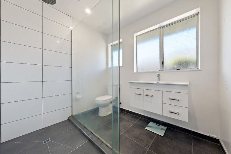 Photo of property in 1/63b Waimairi Road, Upper Riccarton, Christchurch, 8041