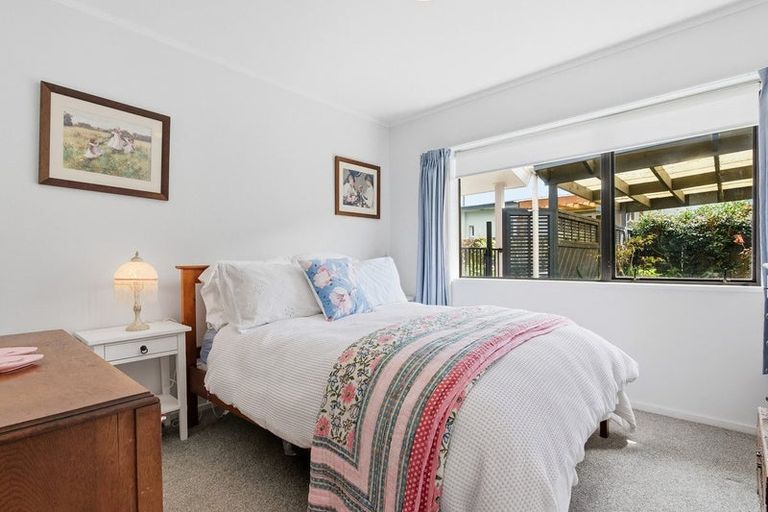 Photo of property in 38 Ngatai Road, Otumoetai, Tauranga, 3110